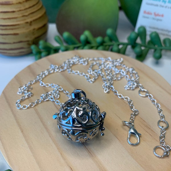 Globe Necklace, Filigree Globe Necklace, Oil Diffuser Necklace, Aromatherapy Necklace, Essential Oil Necklace, Silver Necklace Essential