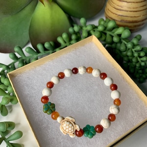 Carnelian and Howlite Beaded Ceramic Turtle Bracelet, Carnelian and Howlite Bracelet, Turtle Bracelet, Beach Bracelet, Handmade Bracelet