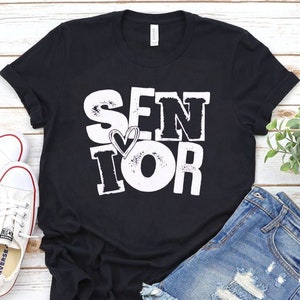 Senior 2025 Shirt – Class of 2025 Graduation Tee – Senior Picture Outfit – Matching Senior Shirts – High School or College Grad Gift