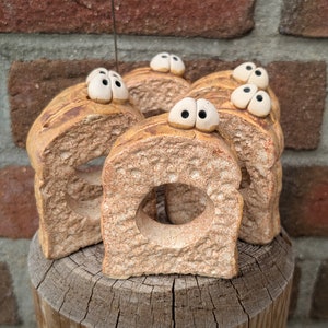 Keramikbrot TOAST aus Ton Keramiktoast Serviettenring Serviettenhalter & Namenskärtchen Unikate aus Keramik Handarbeit