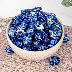 Popcorn Blueberry Flavored, Free Shipping, Blueberry Flavor, Blue Popcorn, Party Favors, Baby Shower, Its a Boy, Gourmet Popcorn, Made Fresh