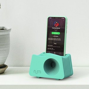 Mint Phone Amplifier, Passive Speaker, Charging Dock, Phone Stand