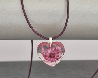 Necklaces Leather Silver Resin Heart Dried Flowers