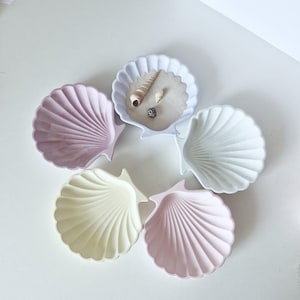 Shell bowl made of casting compound – handmade decorative bowl in marble look