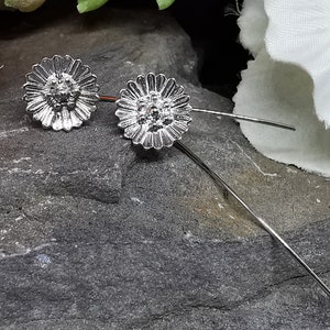 Large Daisy Threader Earrings. Nickel Free Metal. Plastic Butterfly Backs. 48mm total length.
