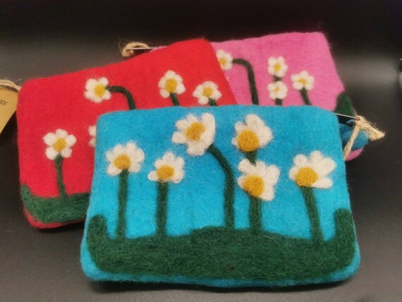 Natural Felt Zipper Pouch - Flowers