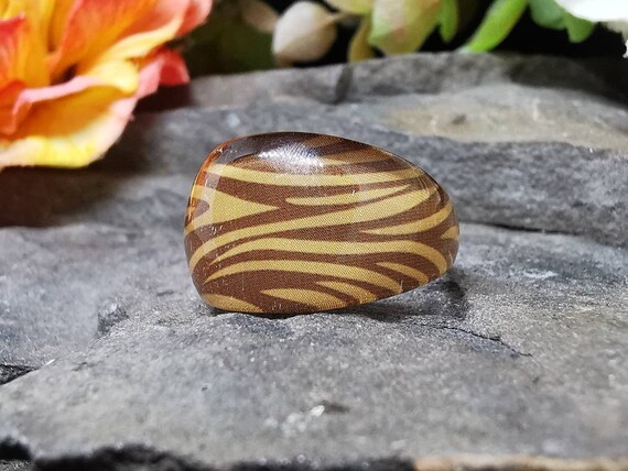 Various Vintage Animal Print Lucite Plastic Rings (Size P1/2)