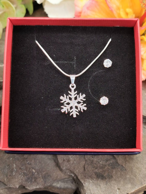 Stainless Steel and Diamante Snowflake Pendant And Earring Set - Comes with gift box (Christmas Present)