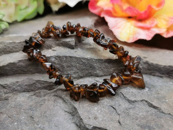 Smokey / Smoky Quartz Chip Semi-Precious Healing Gemstone Bracelet (includes free gift bag)
