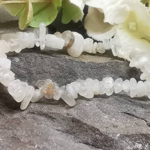 Genuine Moonstone Chip Semi-Precious Gemstone Bracelet (Crystal / Healing)