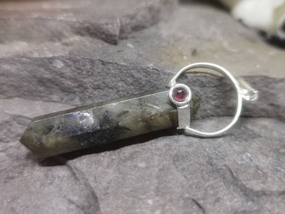 Genuine Labradorite and Garnet Semi Precious Gemstone Pendant Set in Hypo-Allergenic Metal (Crystal / Healing)