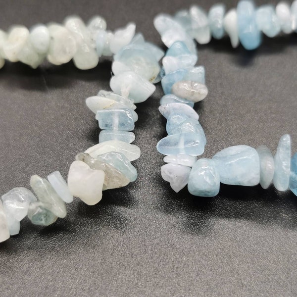 Aquamarine Chip Semi-Precious Healing Gemstone Bracelet (includes free gift bag) Choice of two shades.