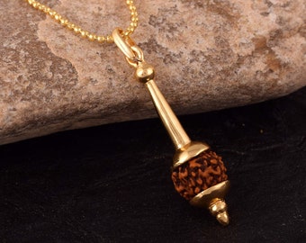 bAJARNGI gADA wITH rUDRAKSHA pENDANT