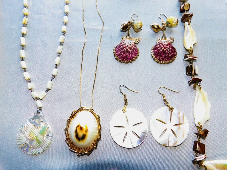 Vintage Jewelry Lot 19 pcs Shell Bovine Bone and Stone Beads Seed Wood