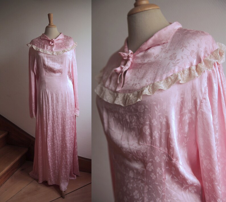 1930s Pink Satin Hostess Gown with Lace Details and a Monochrome Floral Woven Pattern image 1