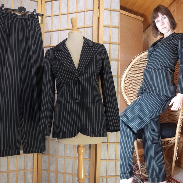 Schwarzer 80er Jahre Pinstripe Pantsuit mit Blazer & Hose | Vogue Paris Original