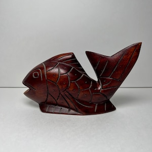 Carved Wood Fish Sculpture Figurine  Mahogany Vintage Mid Century Intricate Carving