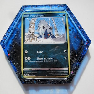 Sous-verre de carte Pokémon Poochyena en résine ciel nocturne de type sombre Pokémon Astral Radiance