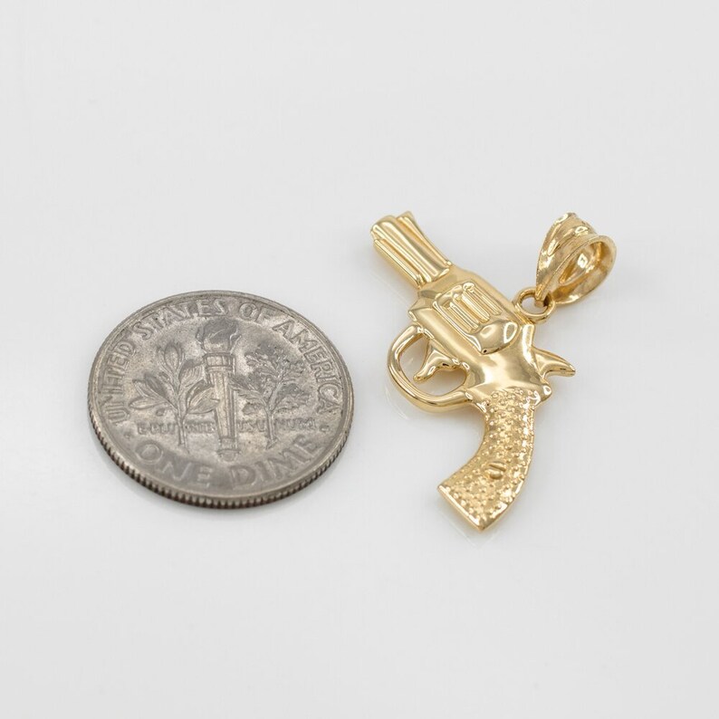 Solid Gold Pendant,Pistol Pendant,Gun Pendant,Gold Necklace,Gold Revolver,Revolver,Designer Jewelry,Handmade Jewelry,Jewelry For Gift