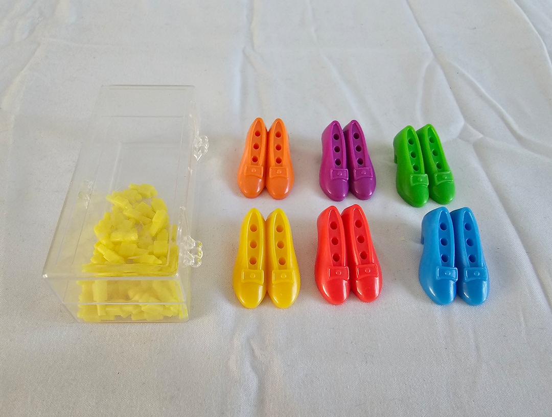 Game of Life Wizard of Oz Edition Replacement People Pegs and Slipper