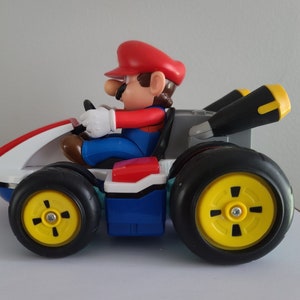 Nintendo Super Mario Kart Anti Gravity Racing Car