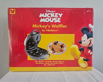Vintage VillaWare Disney Mickey Mouse Waffle Maker