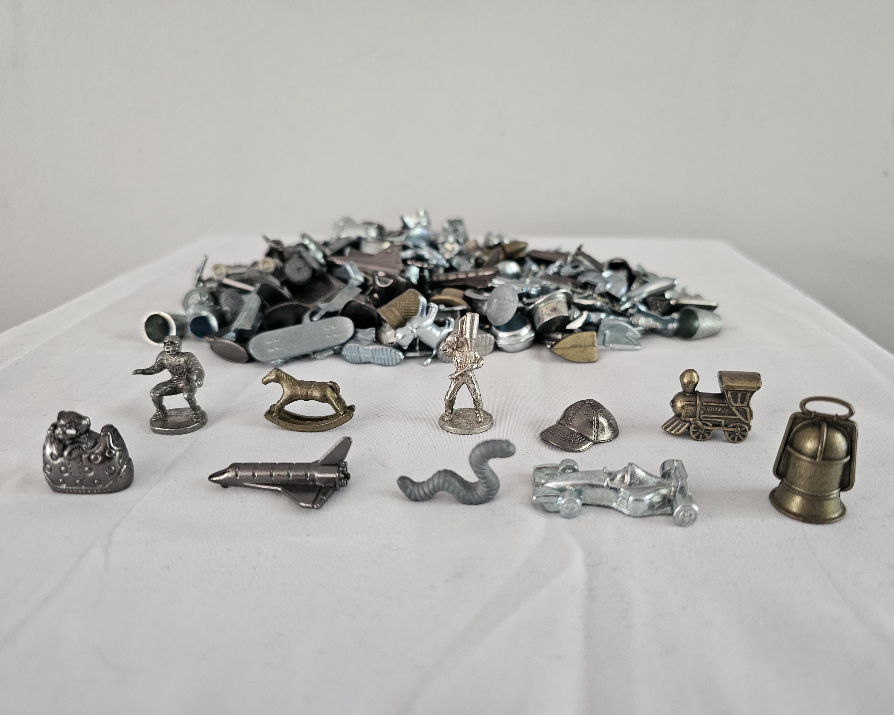 正規品 Huge Lot Different Many - Tokens Pewter 180+ of Monopoly of 人生ゲーム