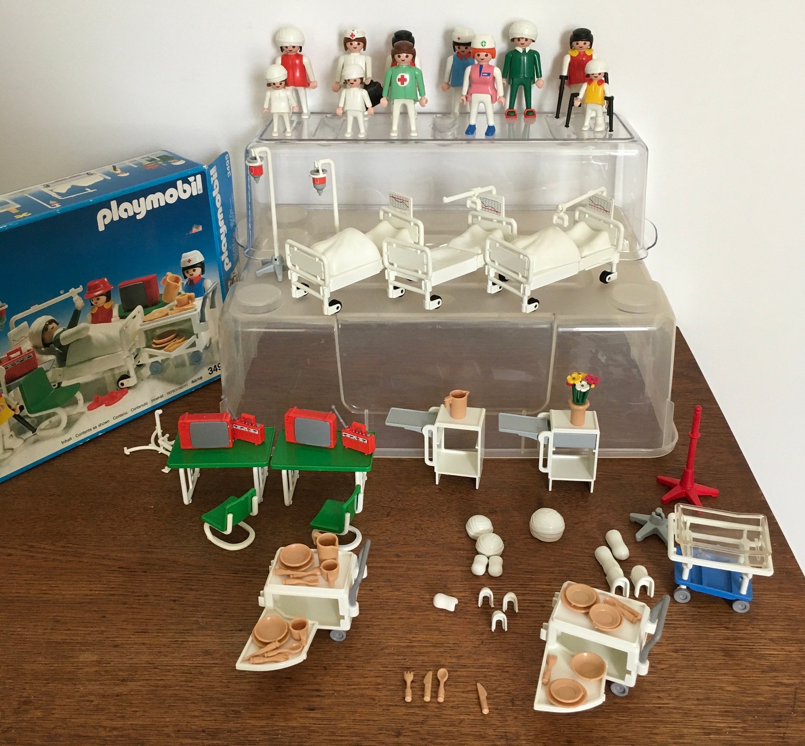 Vintage 1992 Playmobil Geobra Hospital Recovery Room Play Set #3495 w/ Box plus Extra Beds Includes 11 Adult & Child Figures