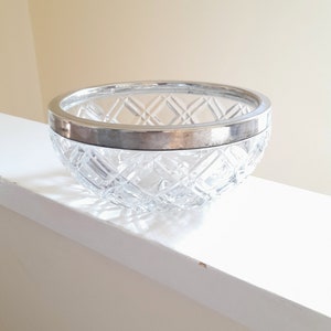 30&#39;s Vintage Crystal Cut Glass Diamond Faceted Fruit Bowl with Silver Plated Rim - Hallmarked Israel Sigmund Greenberg - Table Centrepiece