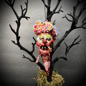 Creepy Ornament #148, creepy clown, horror clown, clowning, scary clown, clowns, killer clowns, clown dolls, creepy dolls, creepy dolls gift