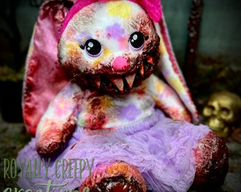 Flora- horror weird plush, creepy af,creepy bear doll,creepycute plush,weird stuff,ooak creepy doll, creepy doll handmade,scary doll,macabre