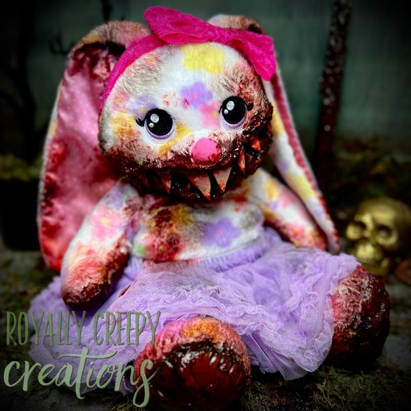 Flora- horror weird plush, creepy af,creepy bear doll,creepycute plush,weird stuff,ooak creepy doll, creepy doll handmade,scary doll,macabre