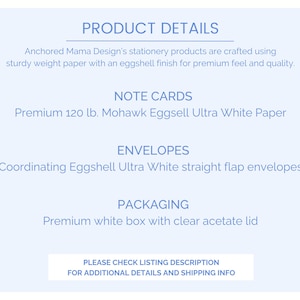 Puede incluir: Gr&aacute;fico azul claro con el texto &laquo;DETALLES DEL PRODUCTO&raquo;. Detalla productos de papeler&iacute;a, incluyendo tarjetas de notas hechas de papel premium de 120 lb, sobres coordinados y embalaje en una caja blanca con tapa transparente.