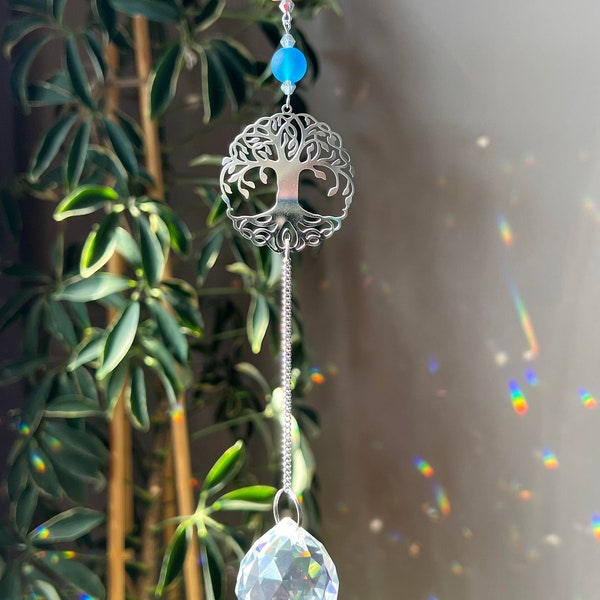 Family Tree of Life Crystal Ball Prism Suncatcher Home Decor, Handmade Hanging Rainbow Maker Light Catcher Window Decor Ornament