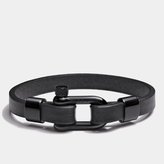 公式サイト Black Leather Bracelet for Men - Elegatto Kellmore, Sleek アクセサリー