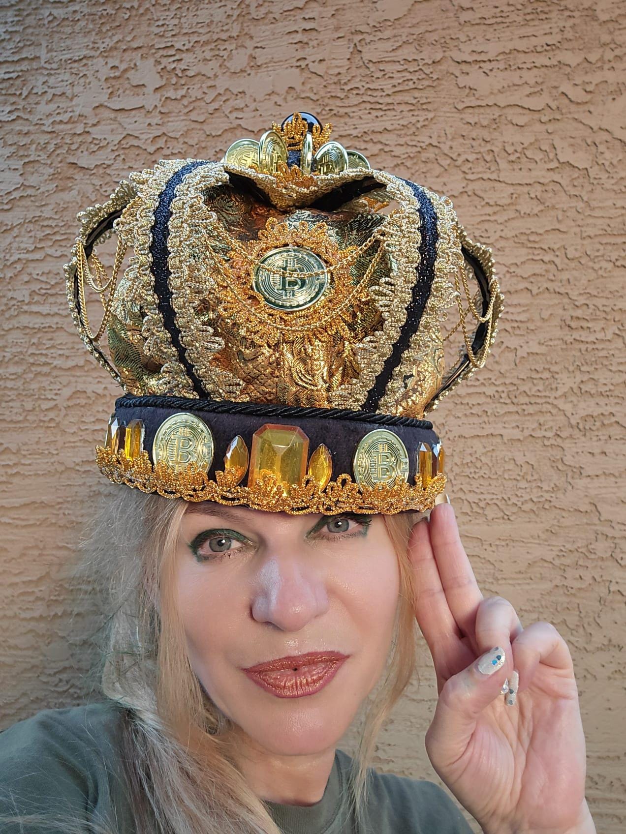 Bitcoin Crown, Bitcoin Hat, Crypto Crown, Gold Orange Crown, King Crown,  Bitcoin King Headpiece - Etsy