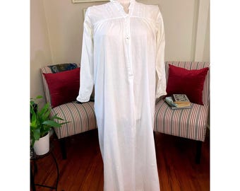 Vintage witte katoenen nachtjapon XL met lange mouwen en vetersluiting in Victoriaanse stijl