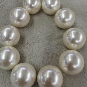 Drilled --large 30mm 50mm Sea Pearl jewelry Sphere  Beads white-gold-yellow round pendant necklace