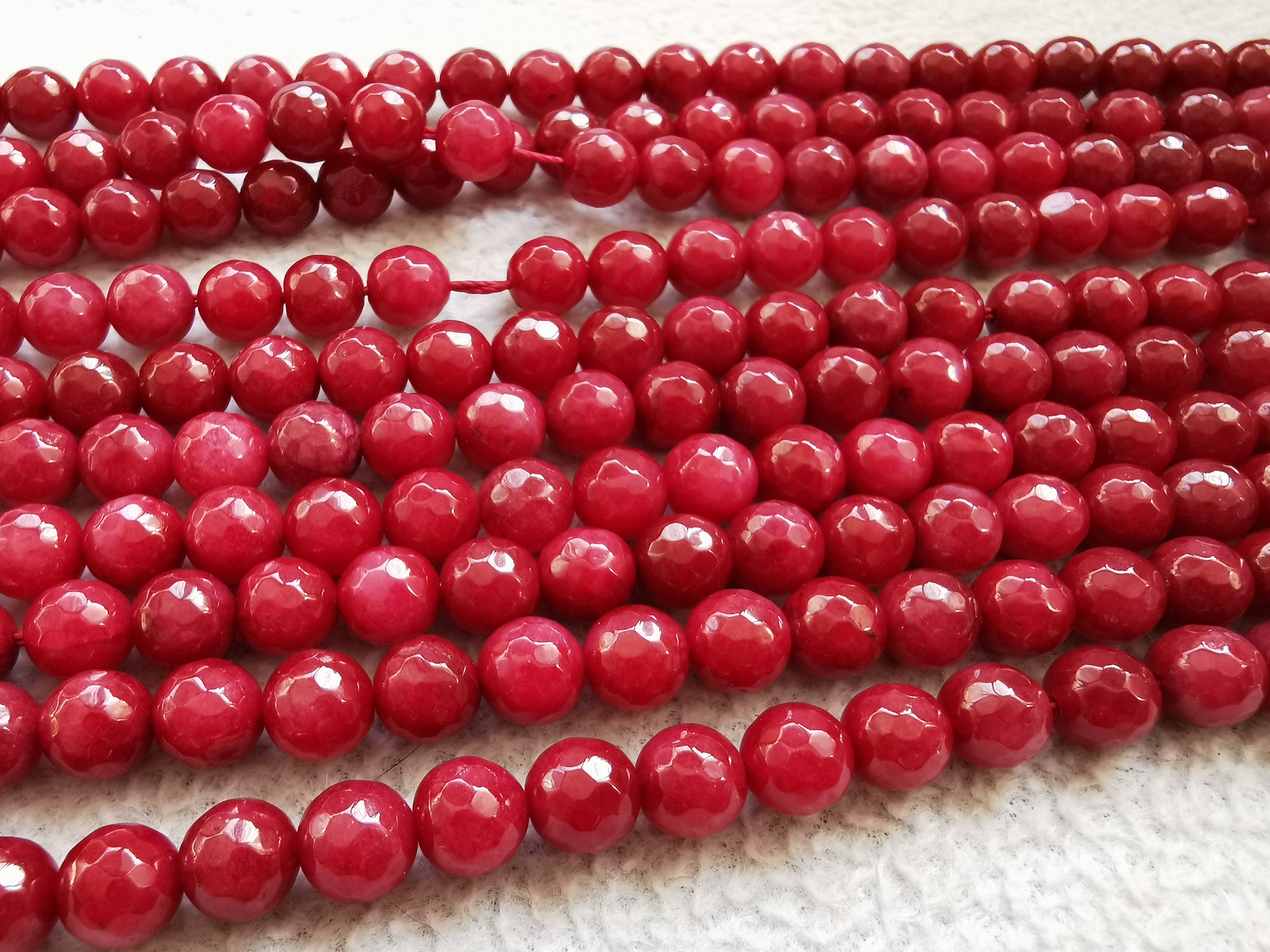 Aretes Piedra Natural Jade Y Cristal Facetado Rojo Emanuel Ungaro