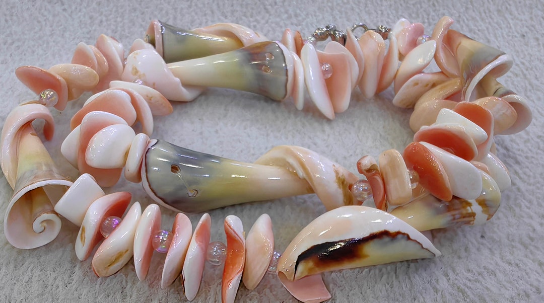 Natural Oranger Red Sea Conch Shell Beads Freeform Spiral Shell ...