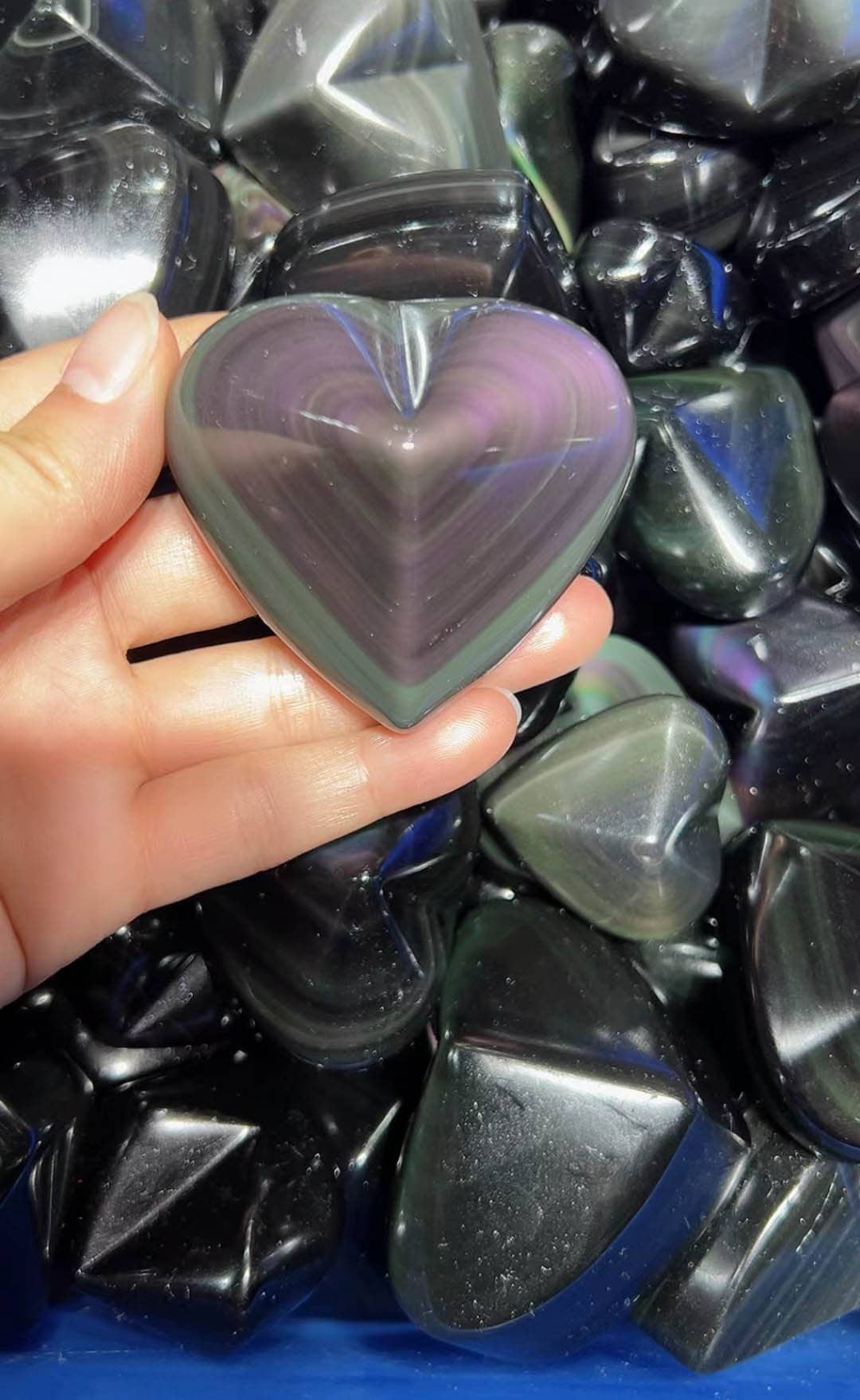 Golden obsidian heart - Etsy 日本