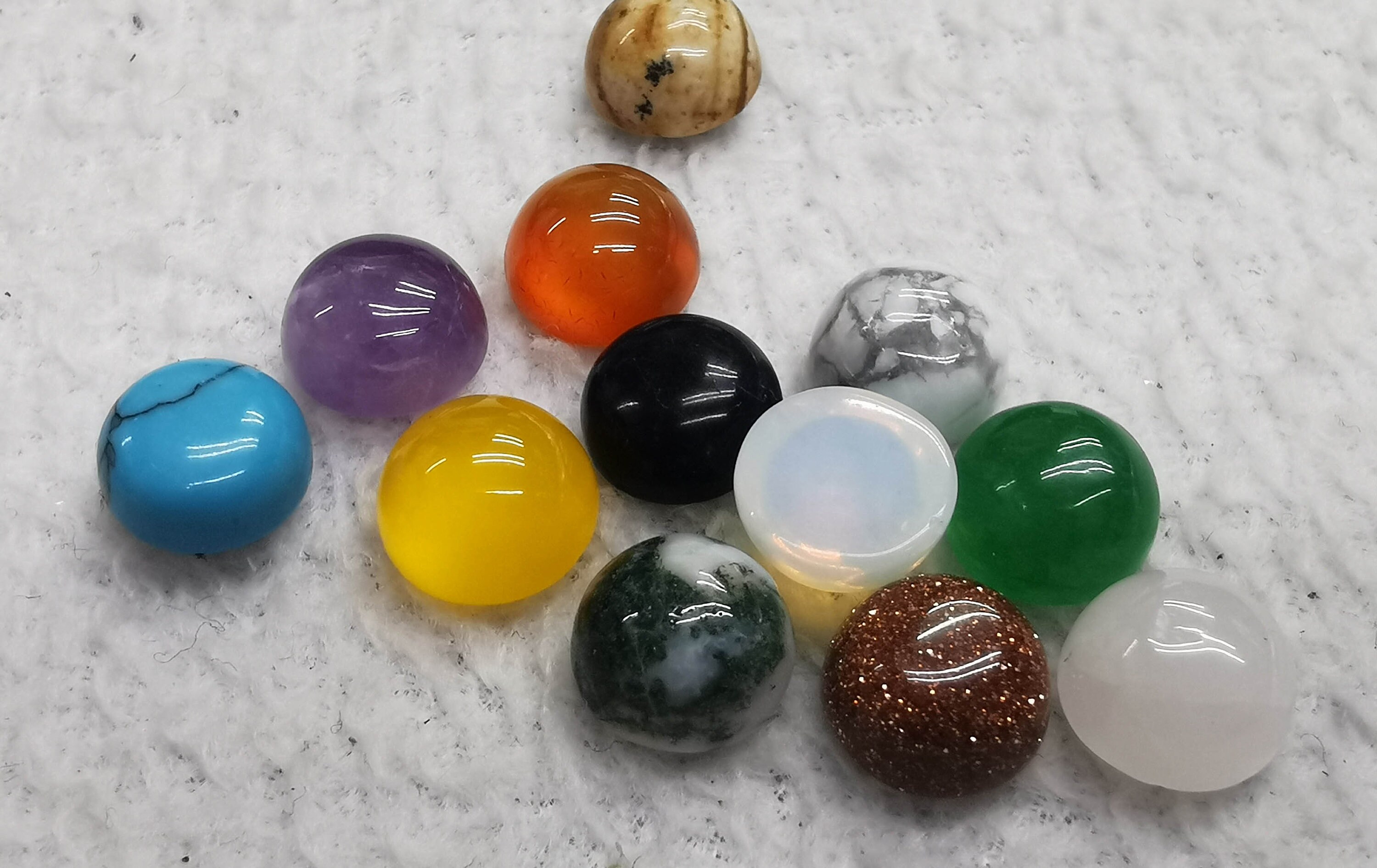 40pcs Garnet Turquoise Agate Onyx Malachite Japser Mixed