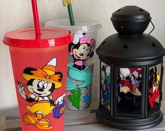 Minnie the Witch color changing tumbler