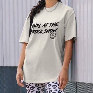 Girl At The Rock Show Oversized Shirt, Blink 182 Shirt, Punk Rock Shirt, Blink182 Shirt, Concert Shirt, Rock N Rol Shirt, Blink-182 Shirt