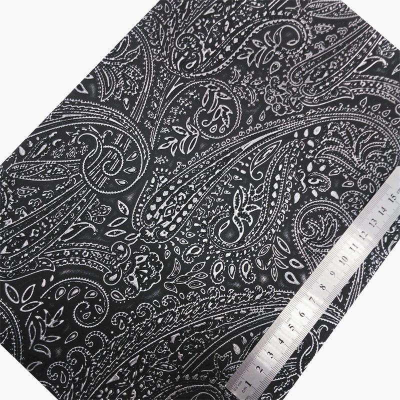 Tessuto Finta Pelle Floreale In Rilievo - PU Testurizzato Per Tappezzeria E Fai-da-te, 91.4x137.2 Cm