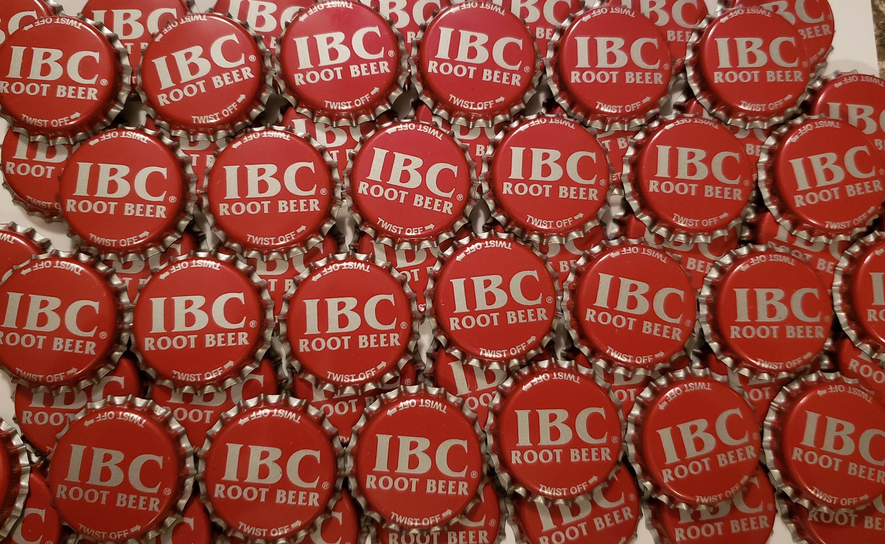 100 Green Summit Brewing Beer Bottle Caps No Dents