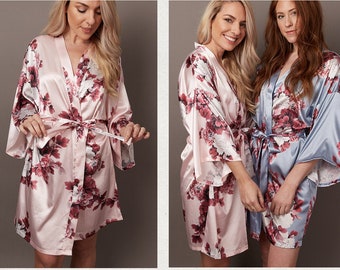 Holiday Sale!  Bridesmaid Robes | Bridesmaid Gifts | Floral Satin Robes | Personalized Robe | Bride Robe | Bridal Party Robe |