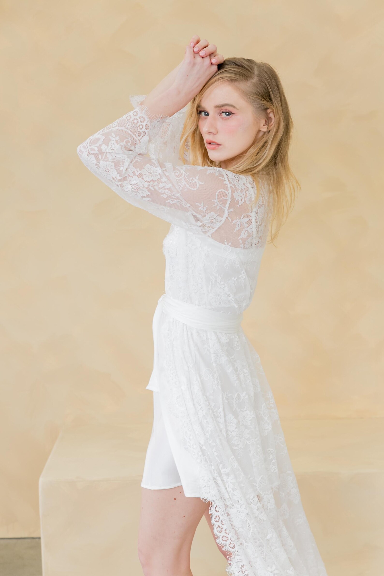 Bride Lace Robe, Long Lace Bridal Robe With Train, Scalloped Lace Robe ...