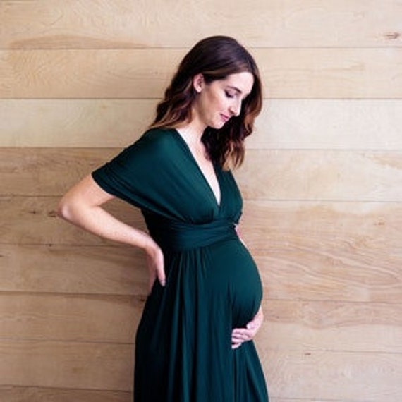 maternity holiday dresses