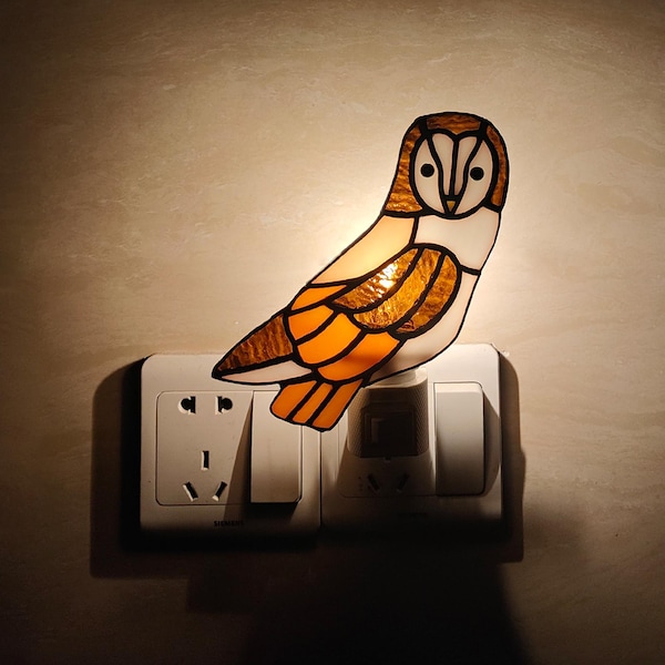 Owl Stained Glass Night Light Plug into Wall Lamp Decorative Accent Nightlight for Hallway Bedroom Bathroom Kitchen Nature Themed Ho
